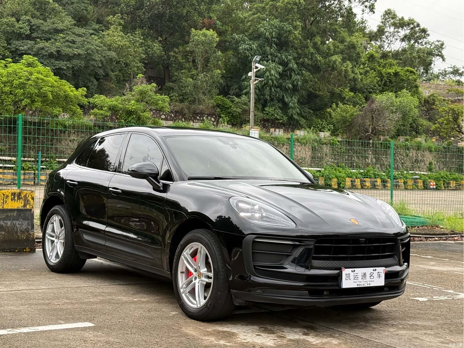 Porsche Macan, 2023 3