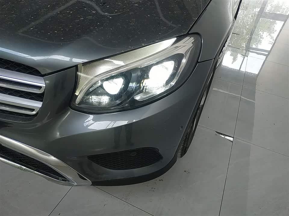 Mercedes-Benz GLC Mercedes-Benz GLC