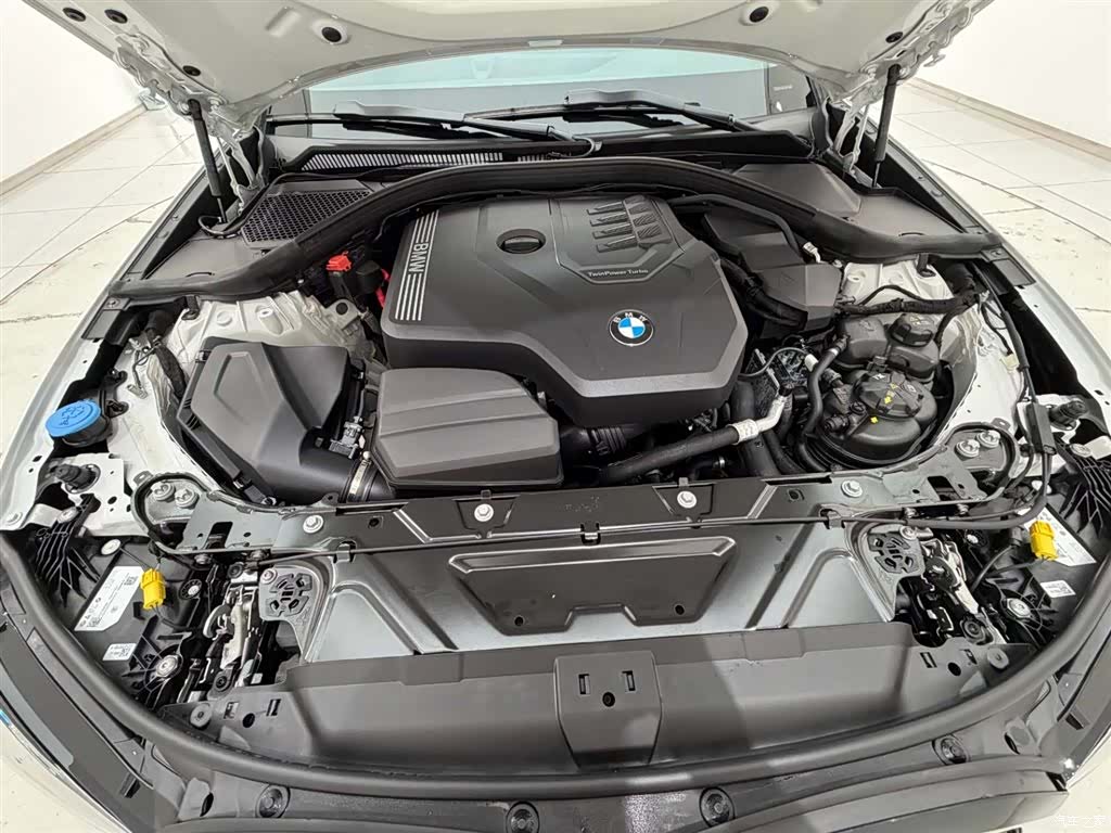 BMW 3 Series, 2025 18