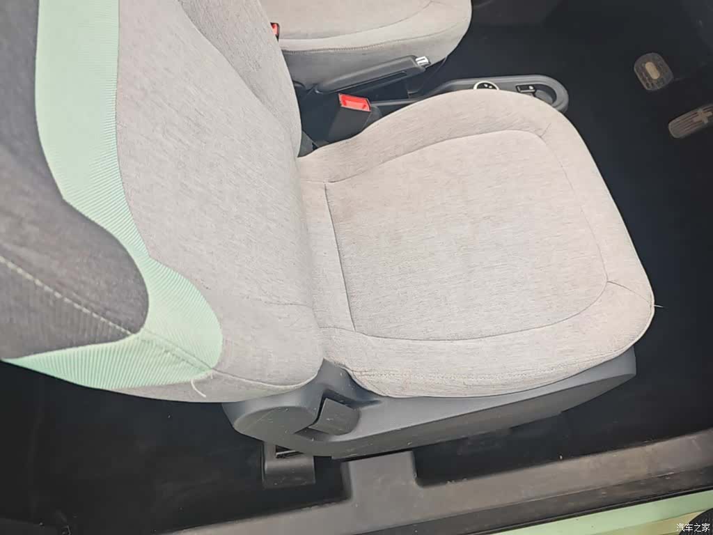 Wuling MINIEV, 2021 25
