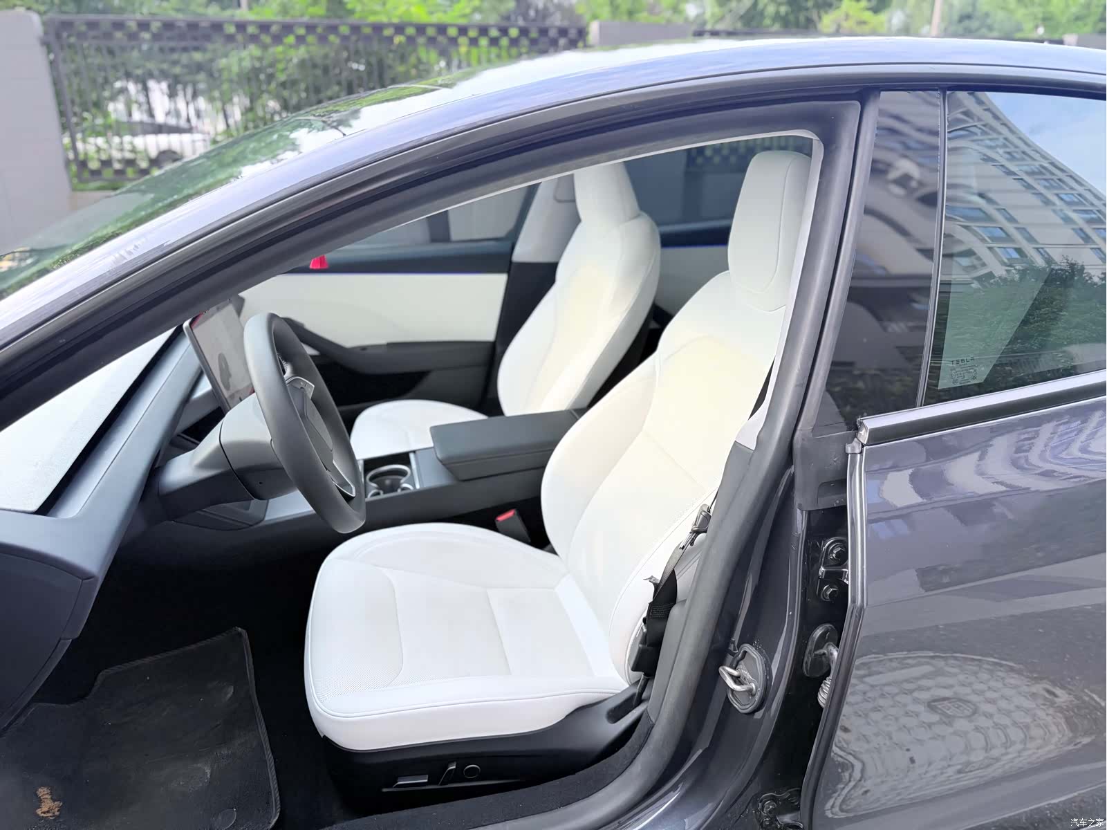 Tesla Model 3, 2024 6