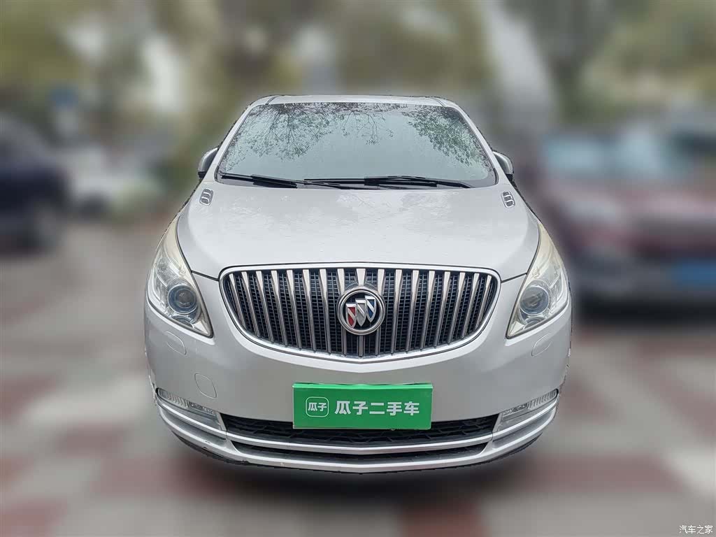 Buick GL8, 2016 24