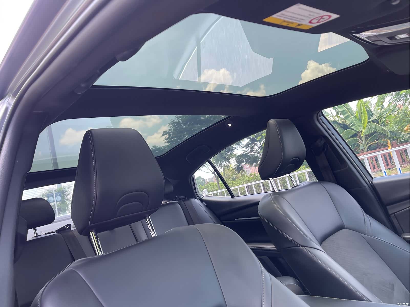 Toyota Camry, 2025 9