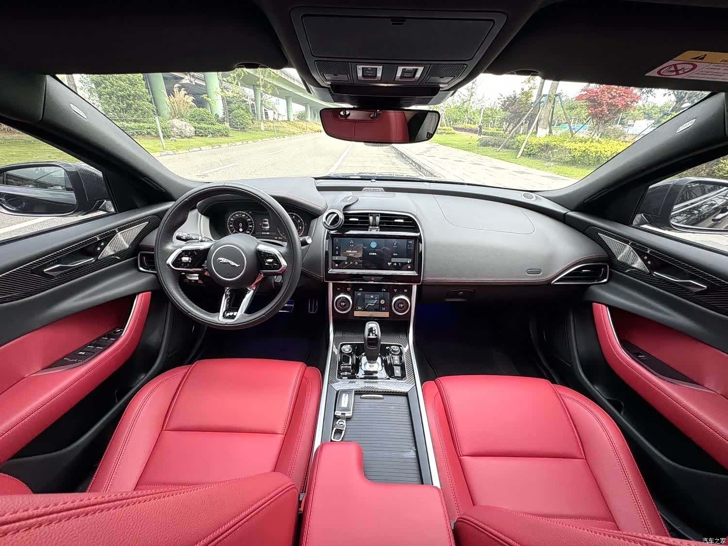 Land Rover XEL, 2024 4