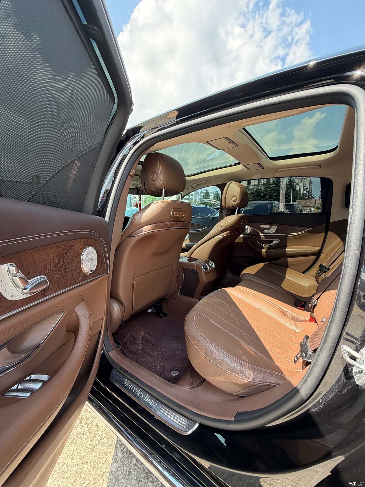 Mercedes-Benz E-Class, 2019 15