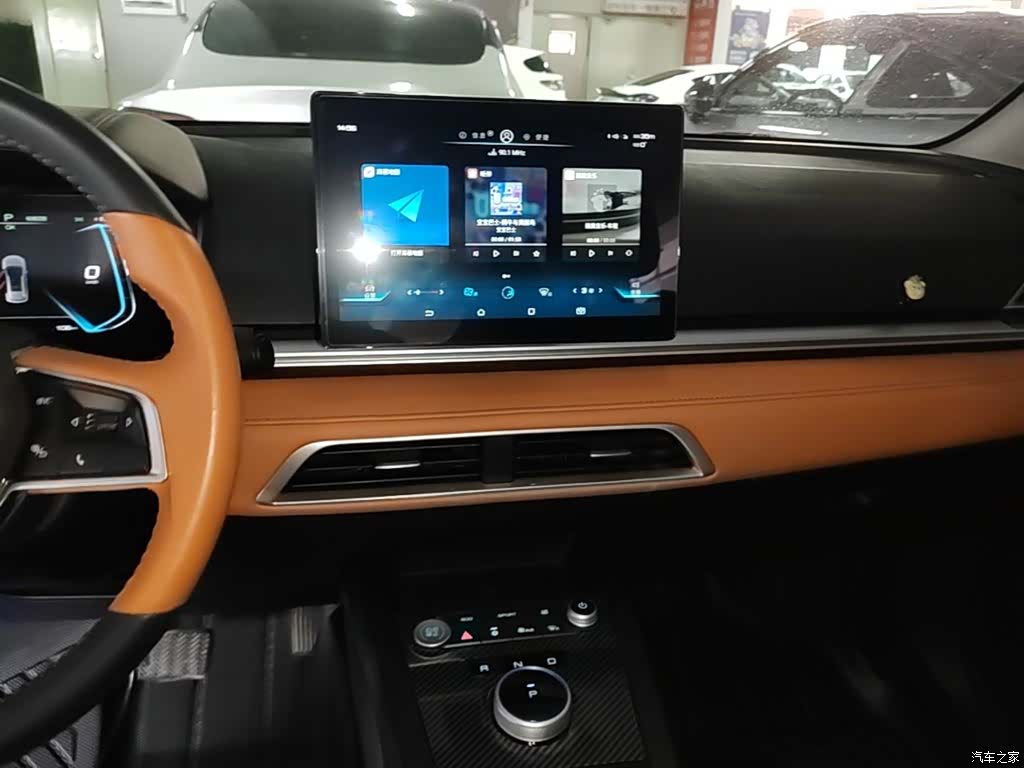 BYD E2, 2021 13