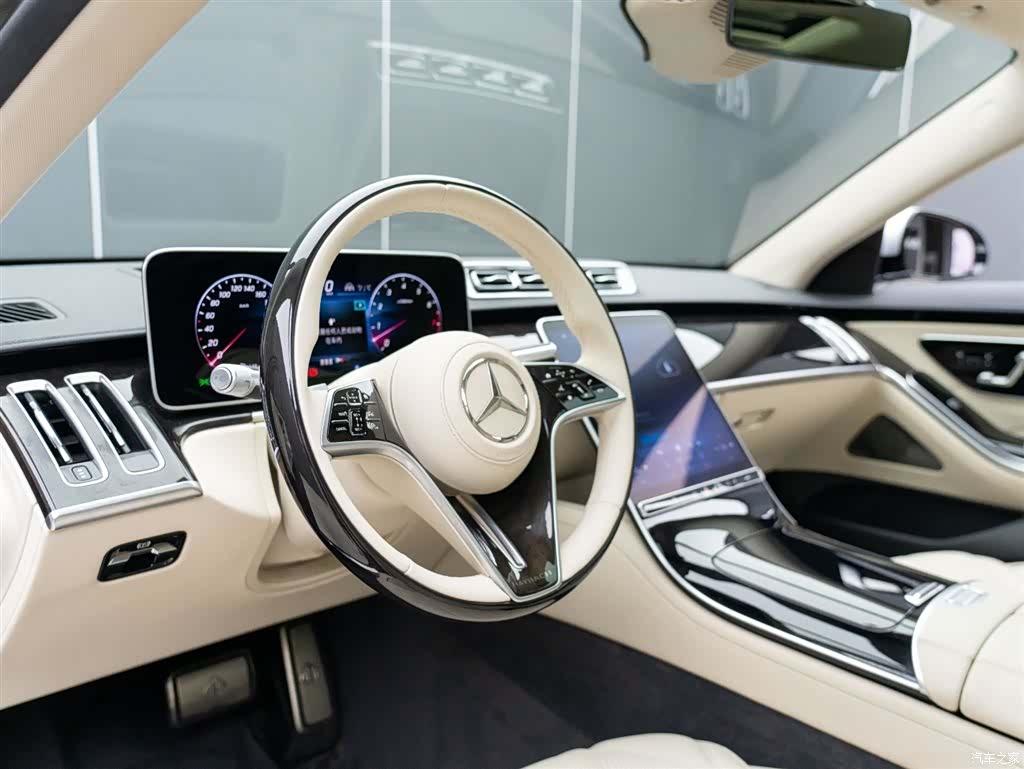 Maybach S-Class, 2025 10