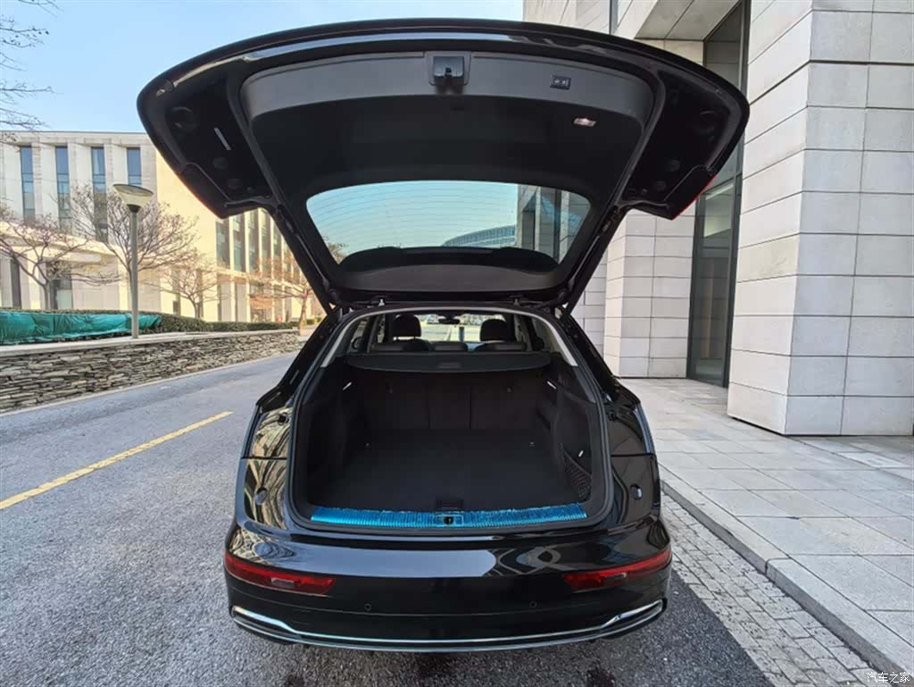 Audi Q5L, 2021 6
