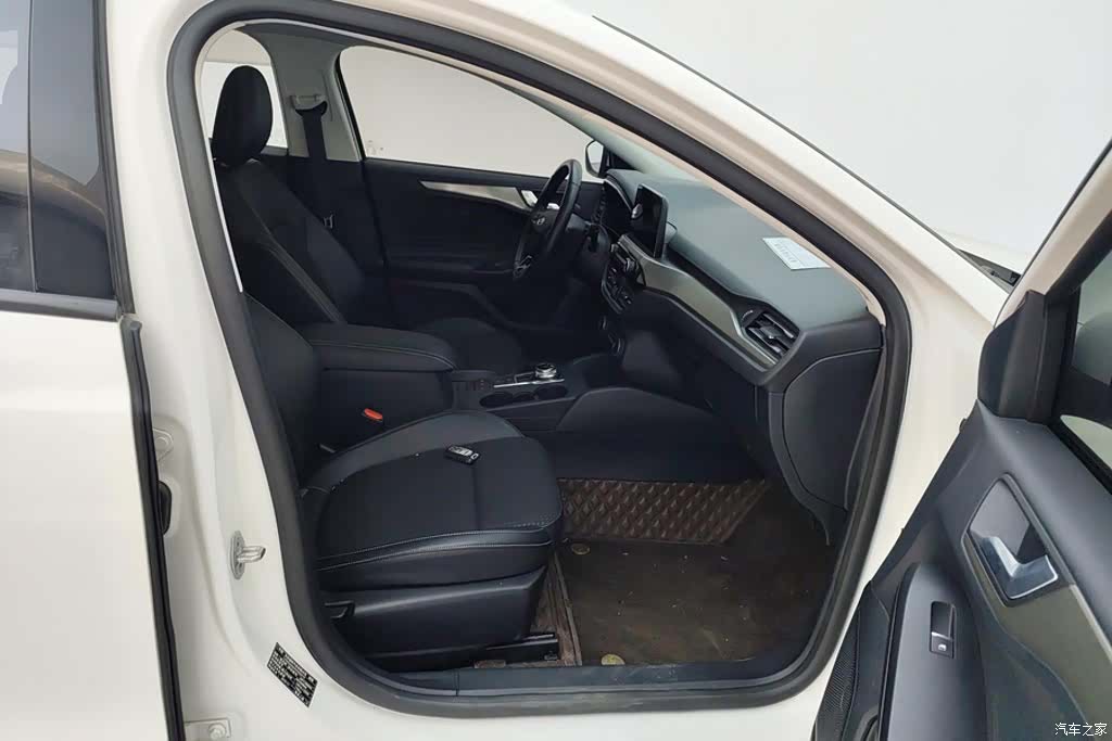 Ford Focus, 2020 8