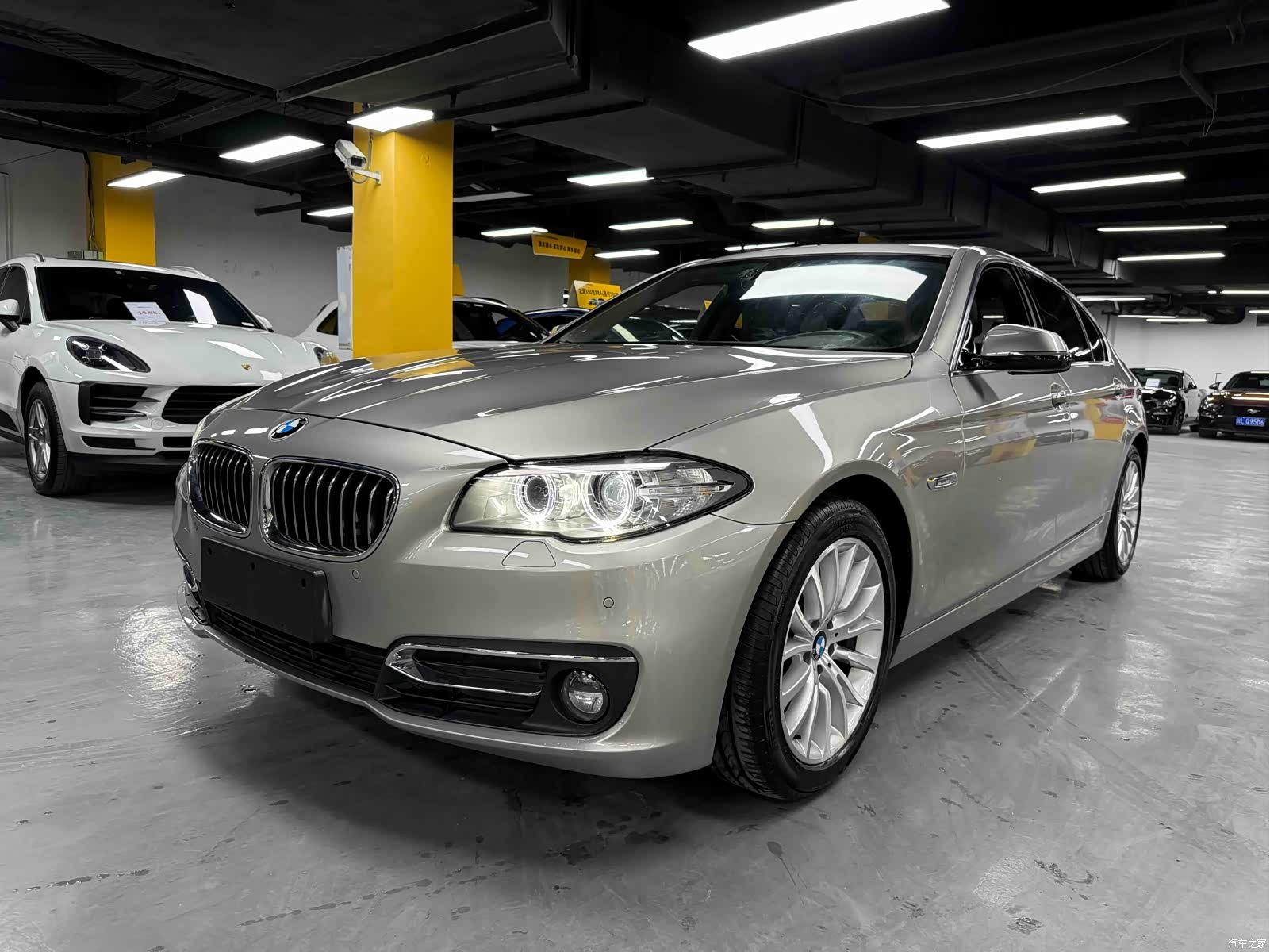BMW 5 Series, 2016 1