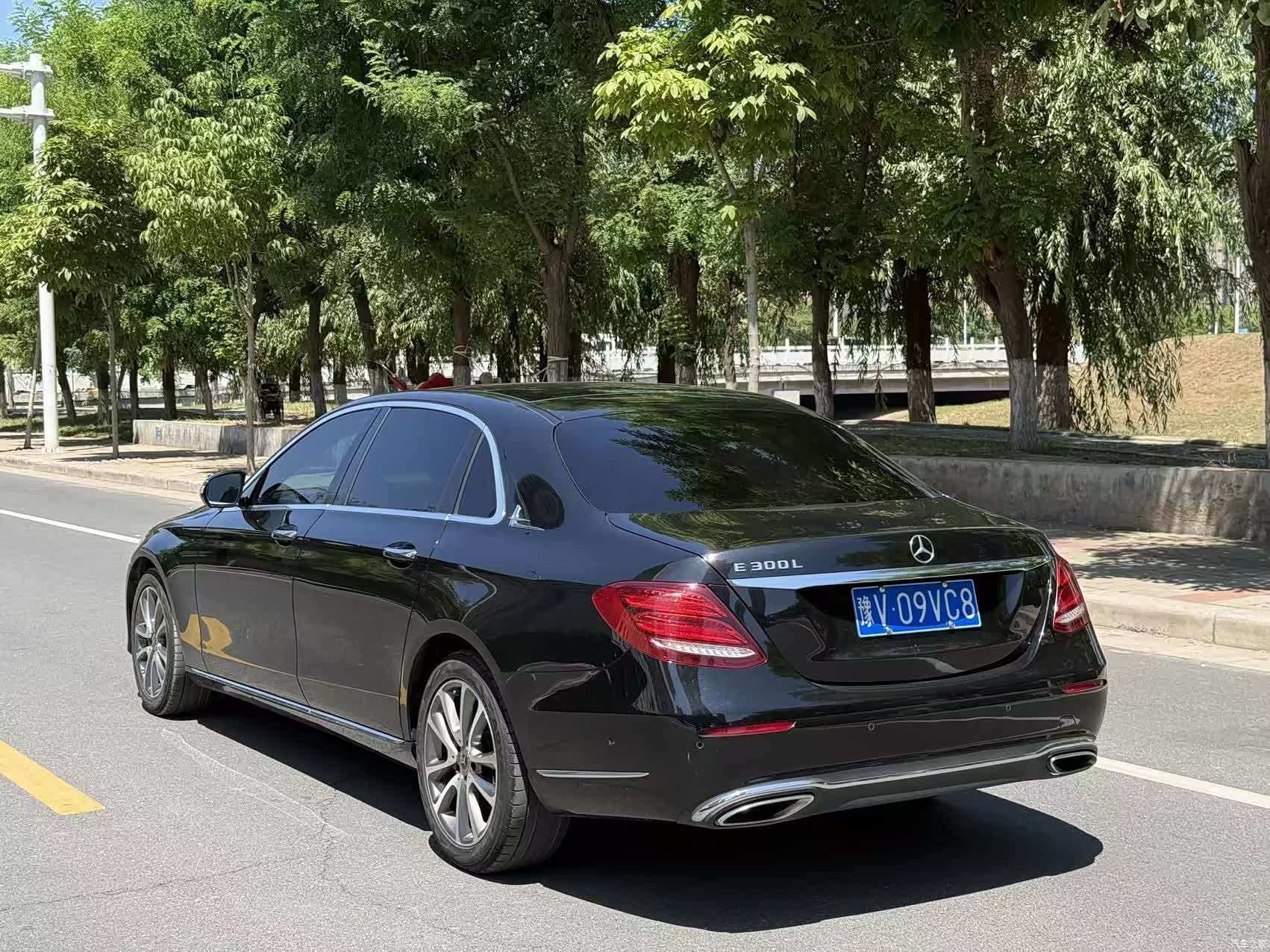 Mercedes-Benz E-Class, 2018 9