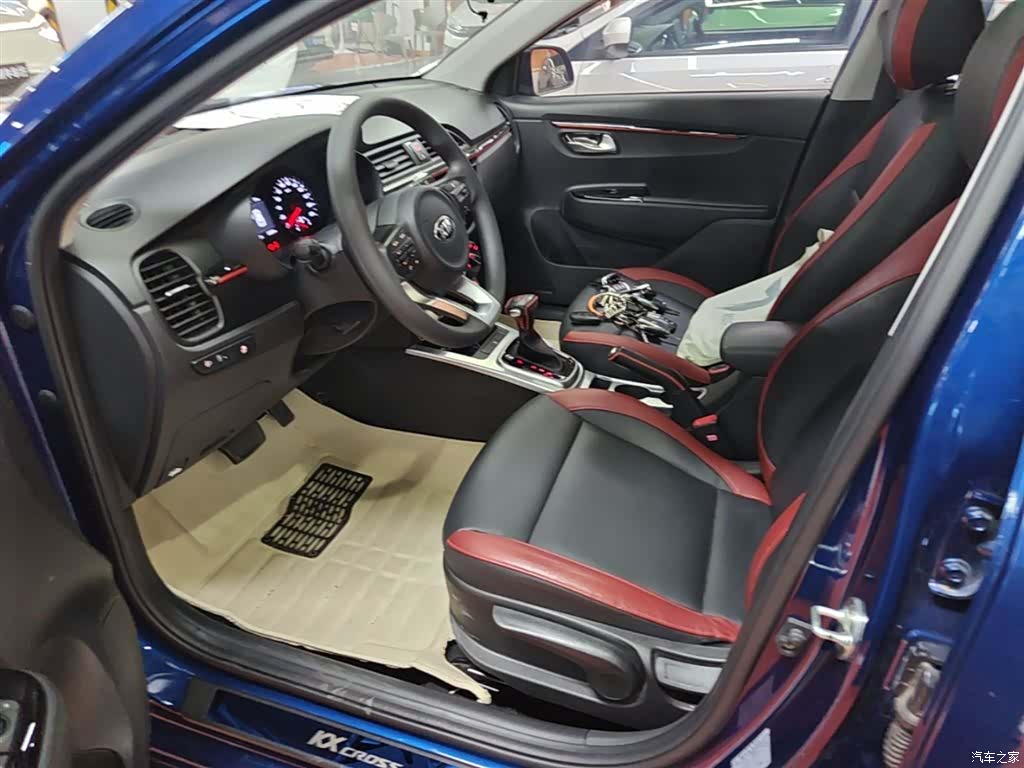 Kia KX, 2018 15