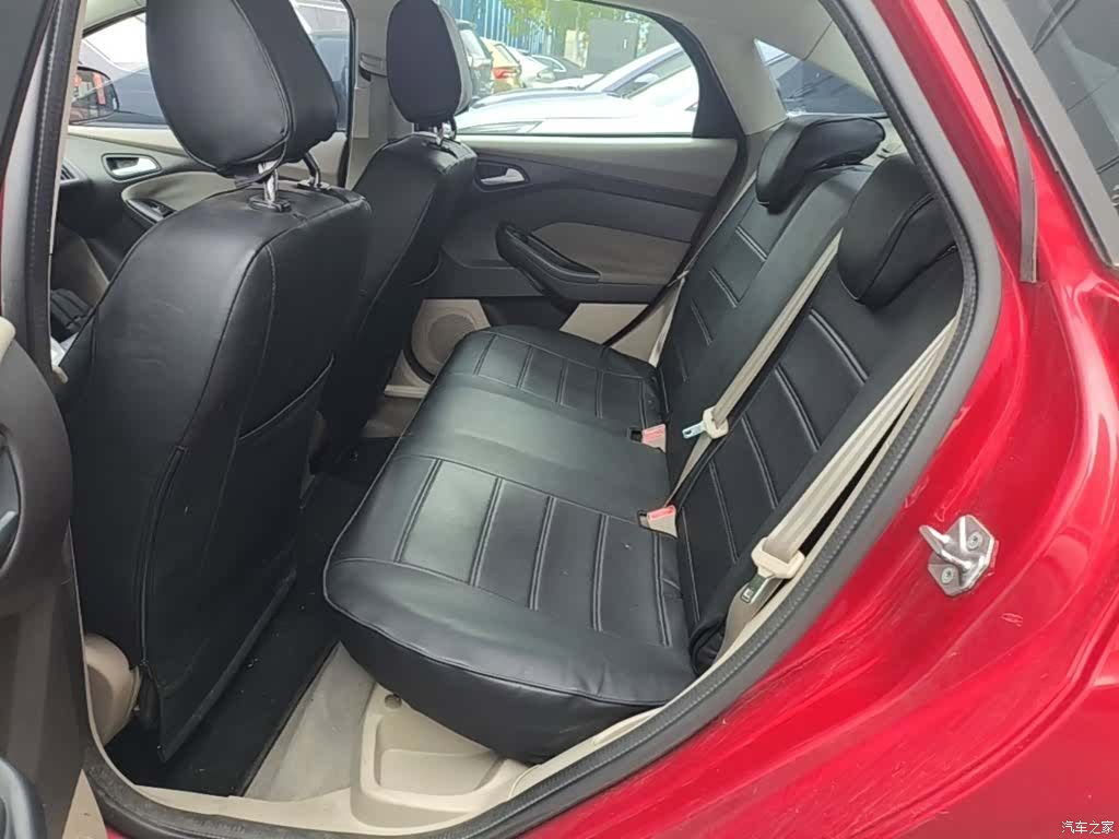 Ford Focus, 2015 17