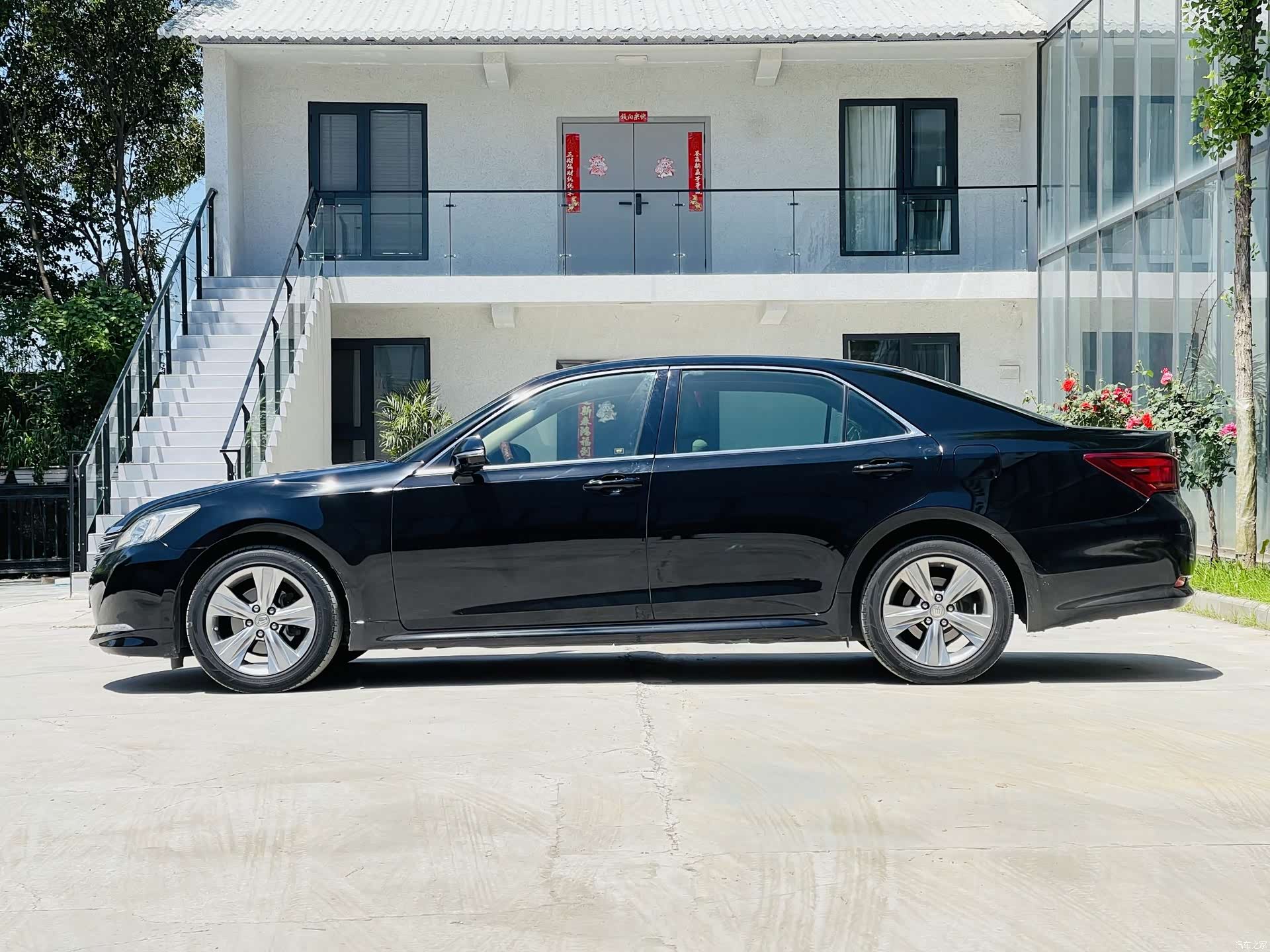 Toyota Crown, 2017 17