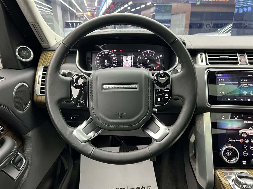 Land Rover Range Rover, 2020 19