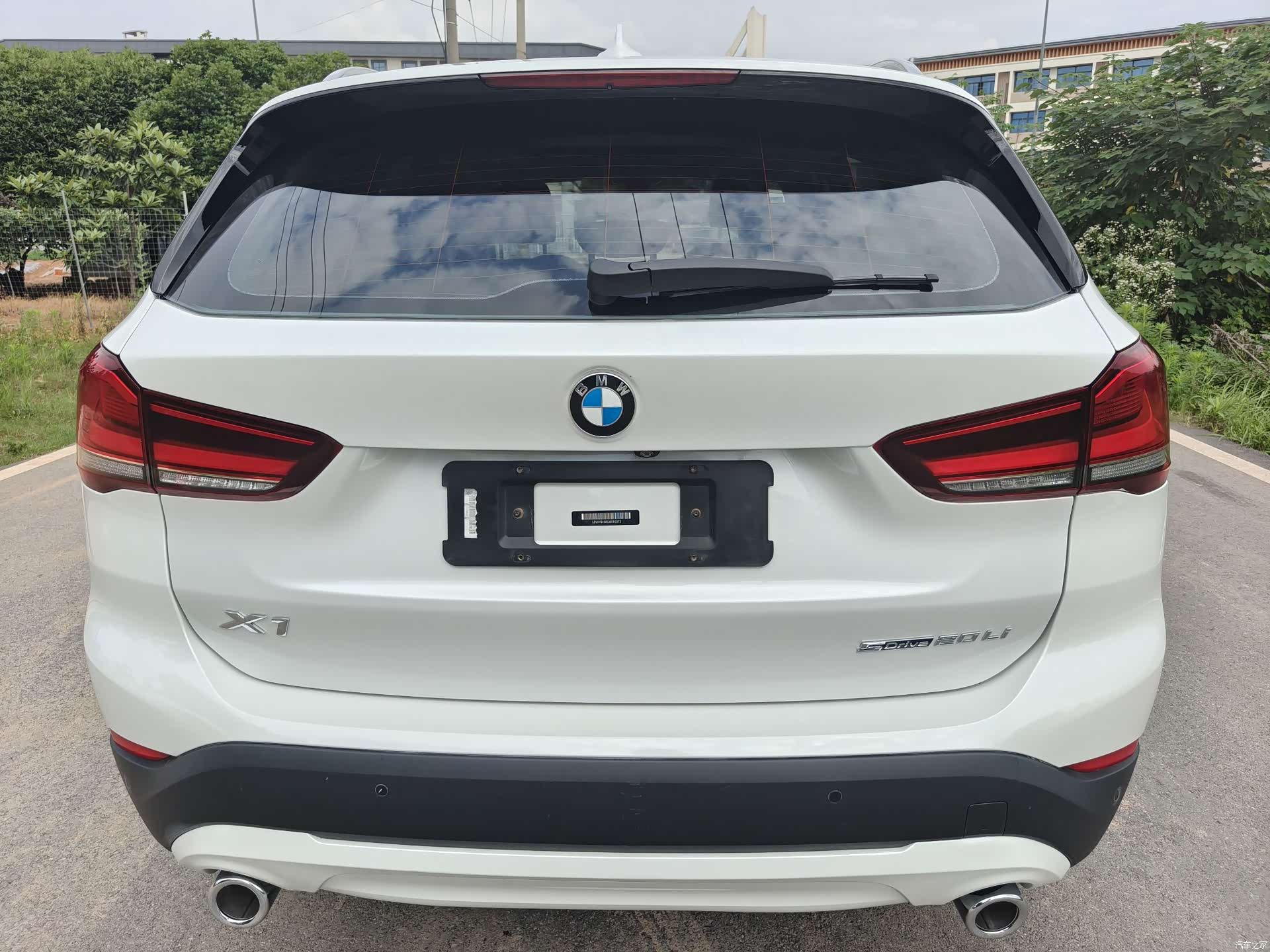 BMW X1, 2021 все фото