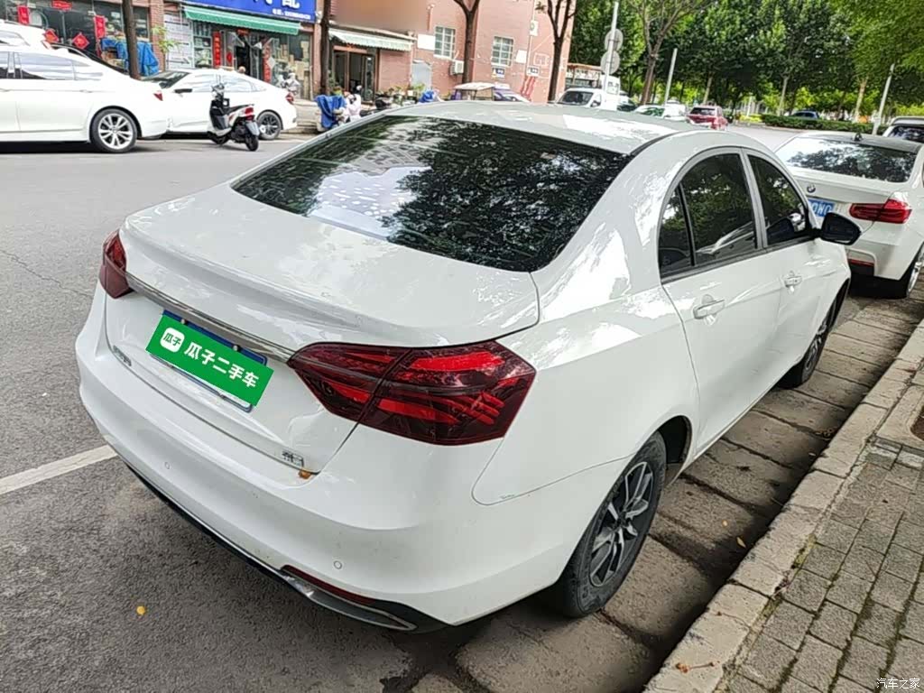 Geely Emgrand, 2019 7