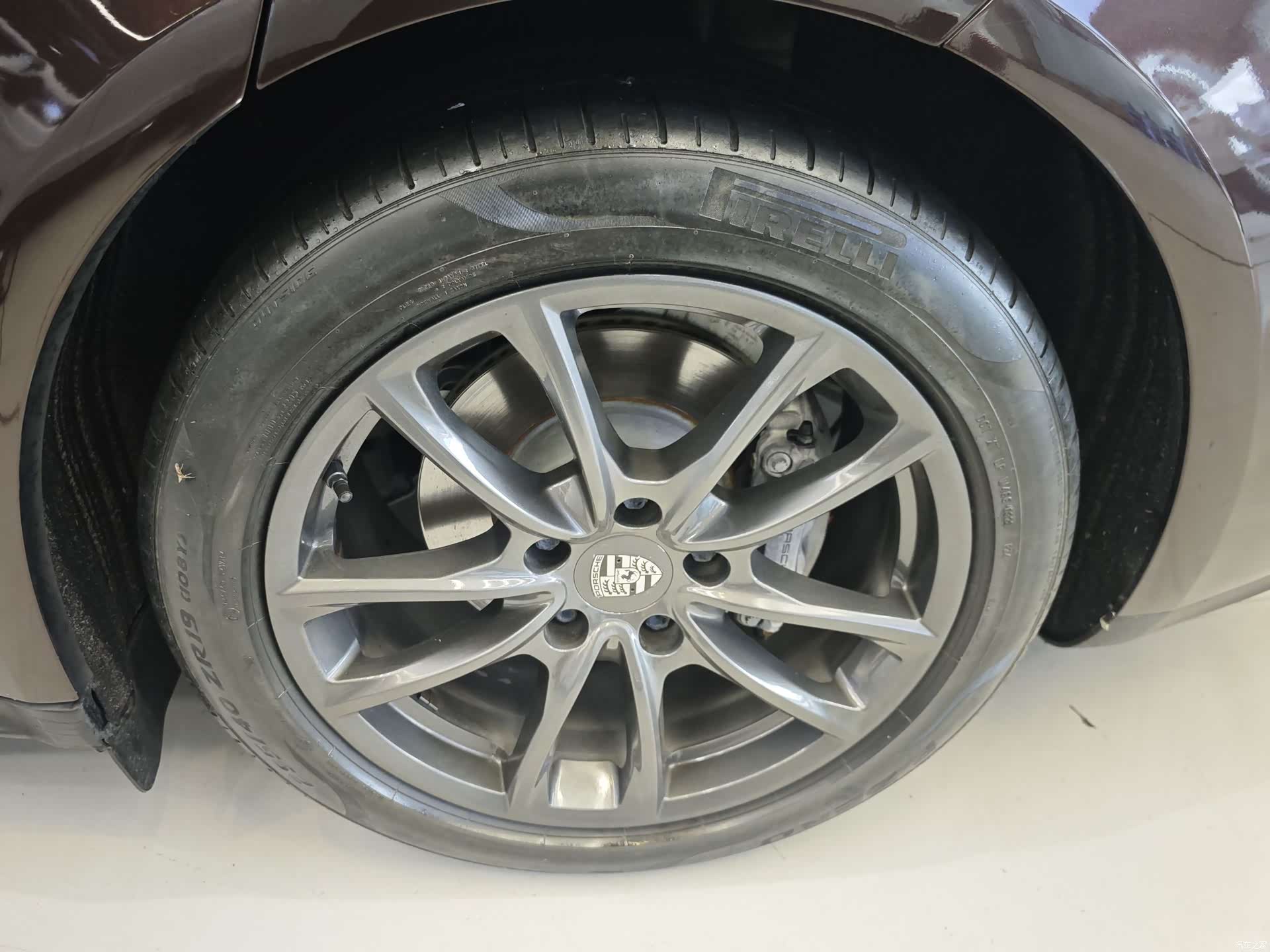 Porsche Panamera, 2018 все фото