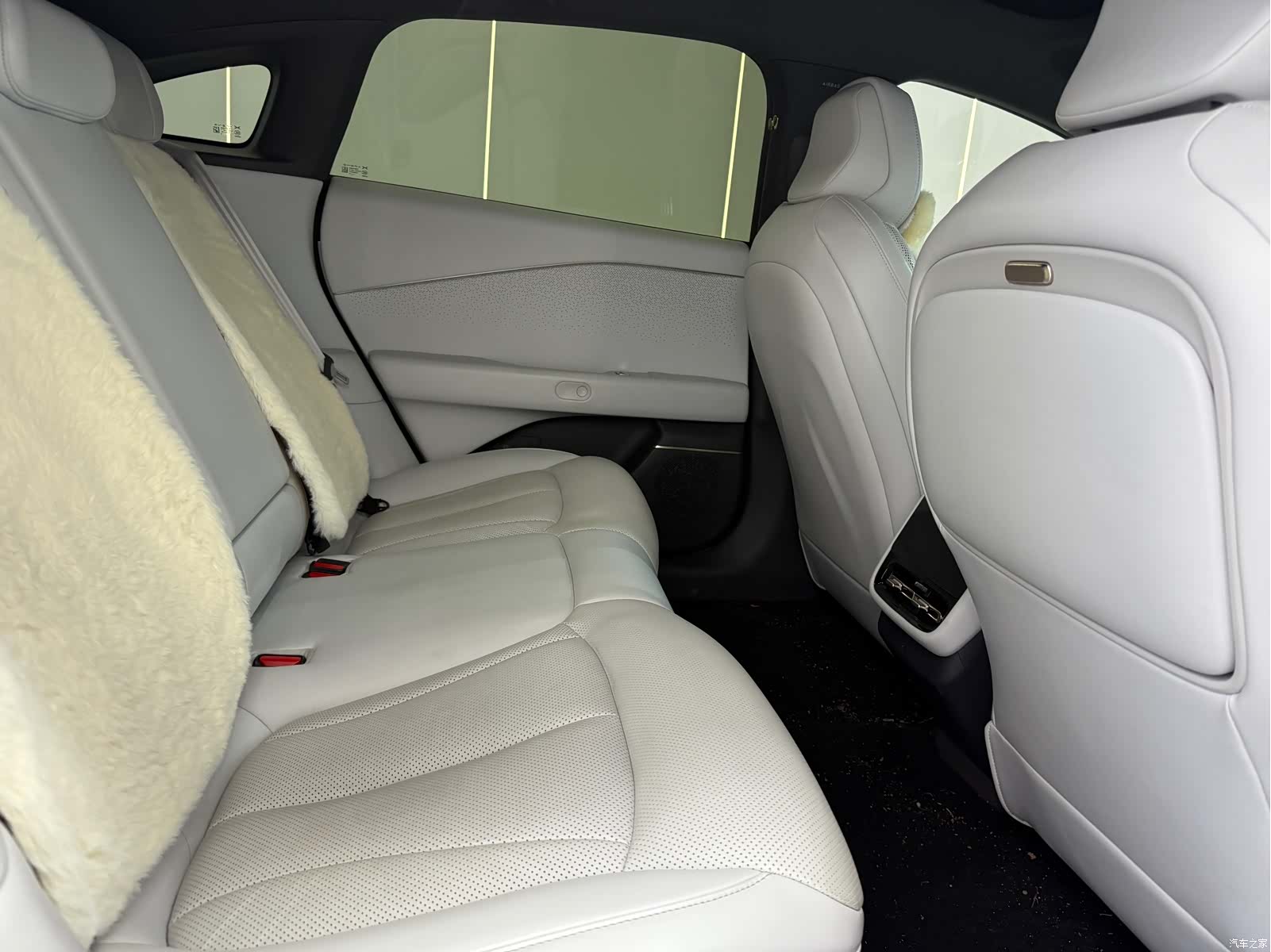 Xpeng P7, 2025 9