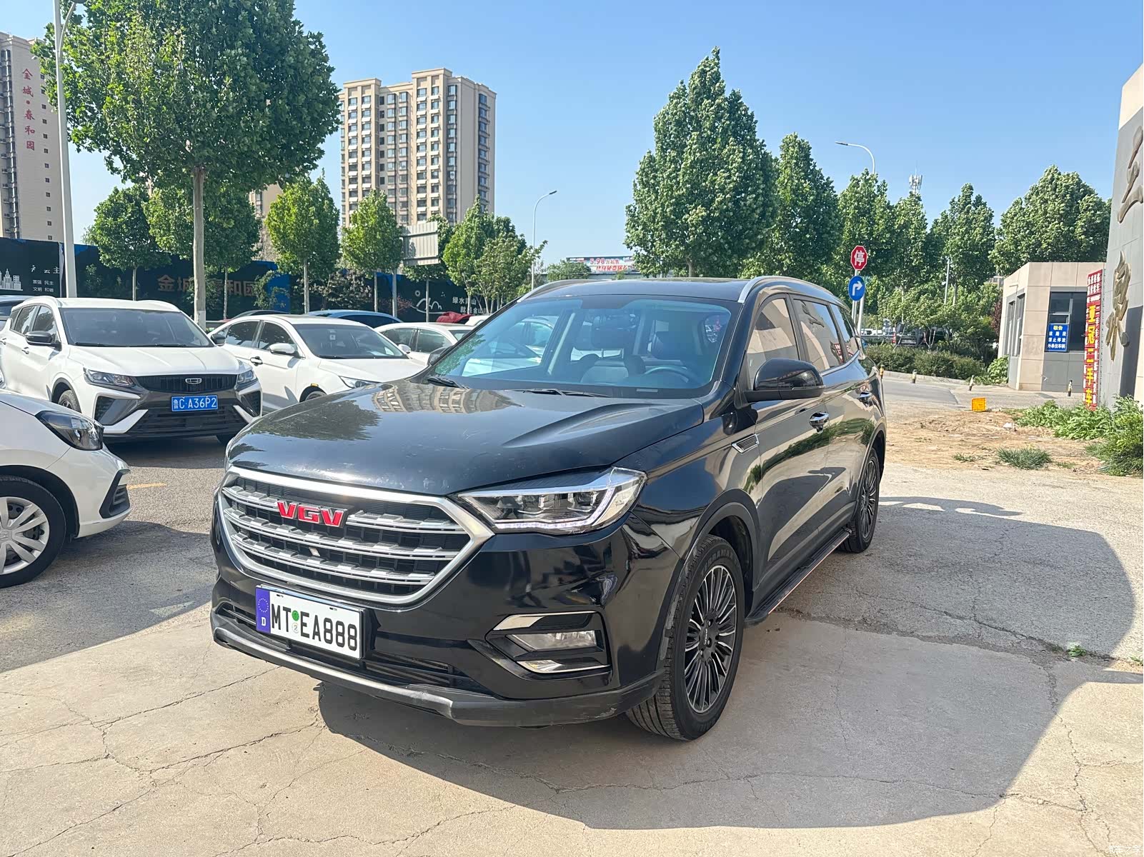 Sinotruk U70, 2020 1