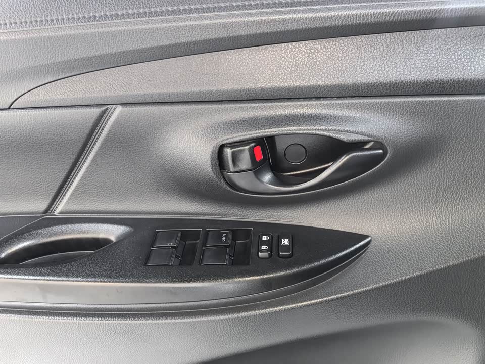 Toyota YARiS L Zhixuan