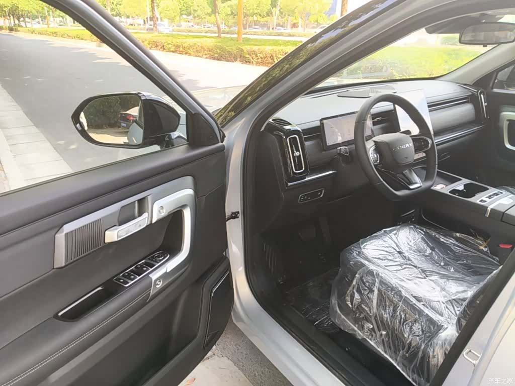 Chery Tiggo 7, 2026 16