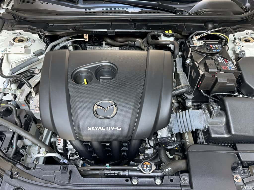 Mazda Mazda3, 2025 7