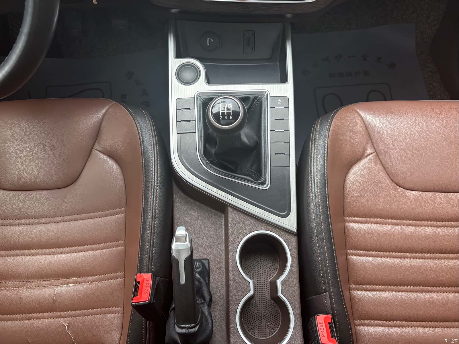 DongFeng SX6, 2018 12
