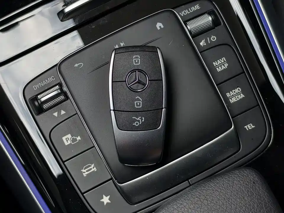 Mercedes-Benz EQA Mercedes-Benz EQA