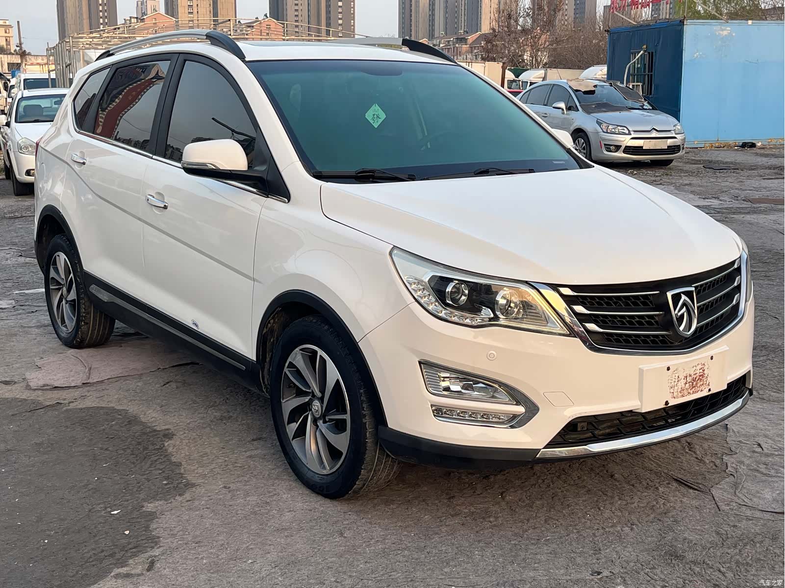Wuling 560, 2016 3