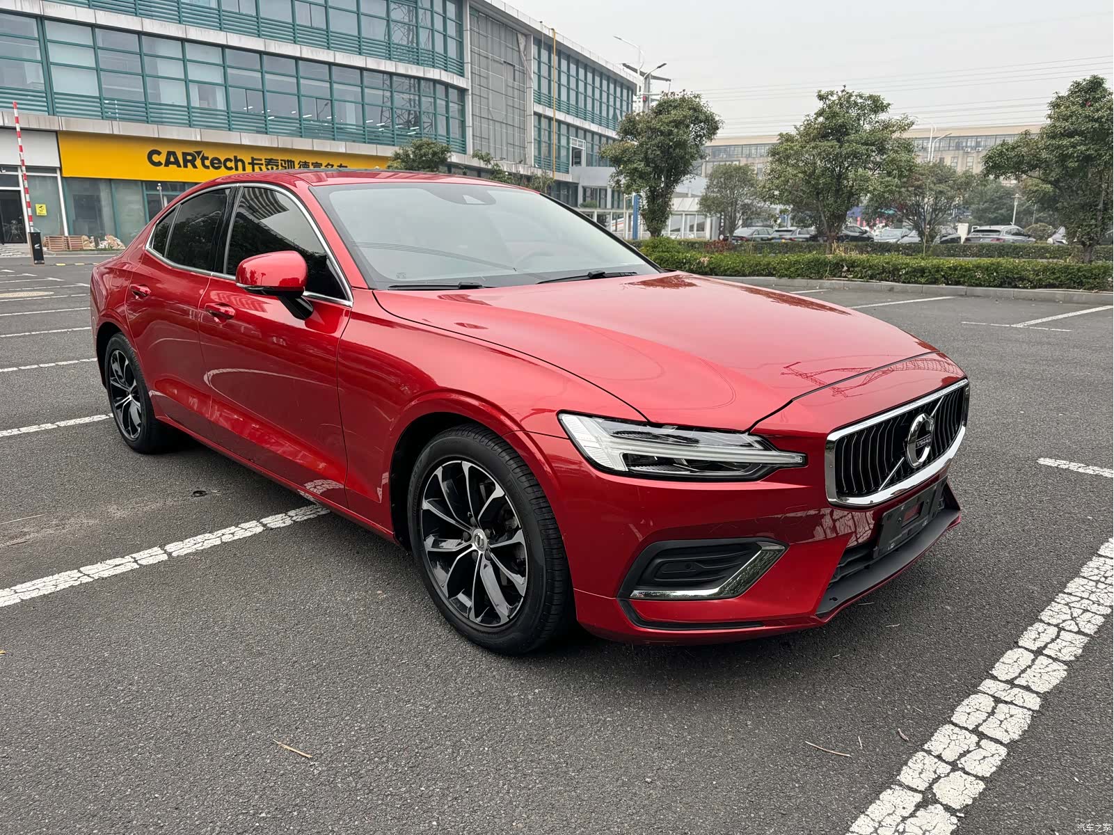 Volvo S60, 2021 3