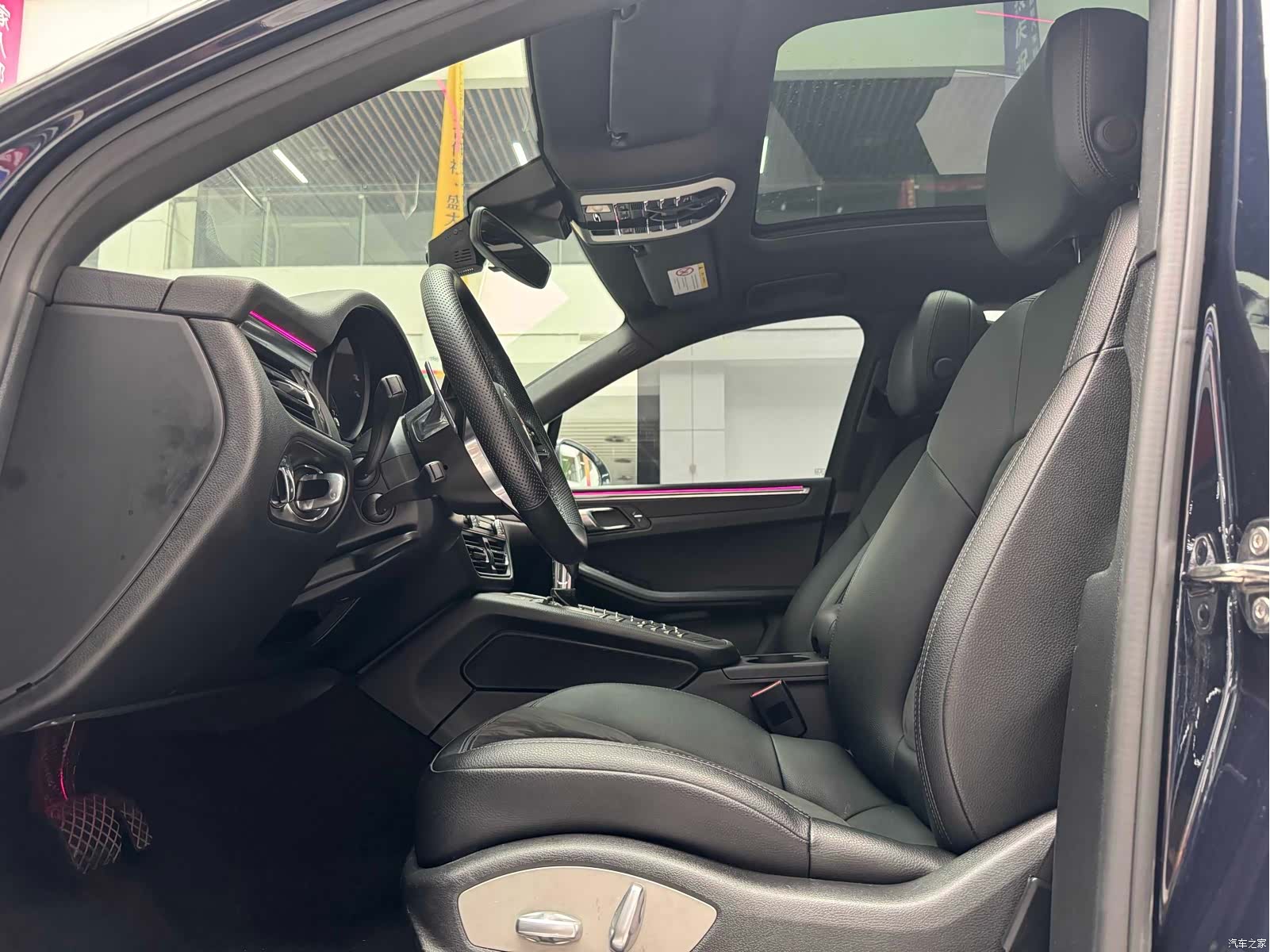 Porsche Macan, 2019 10