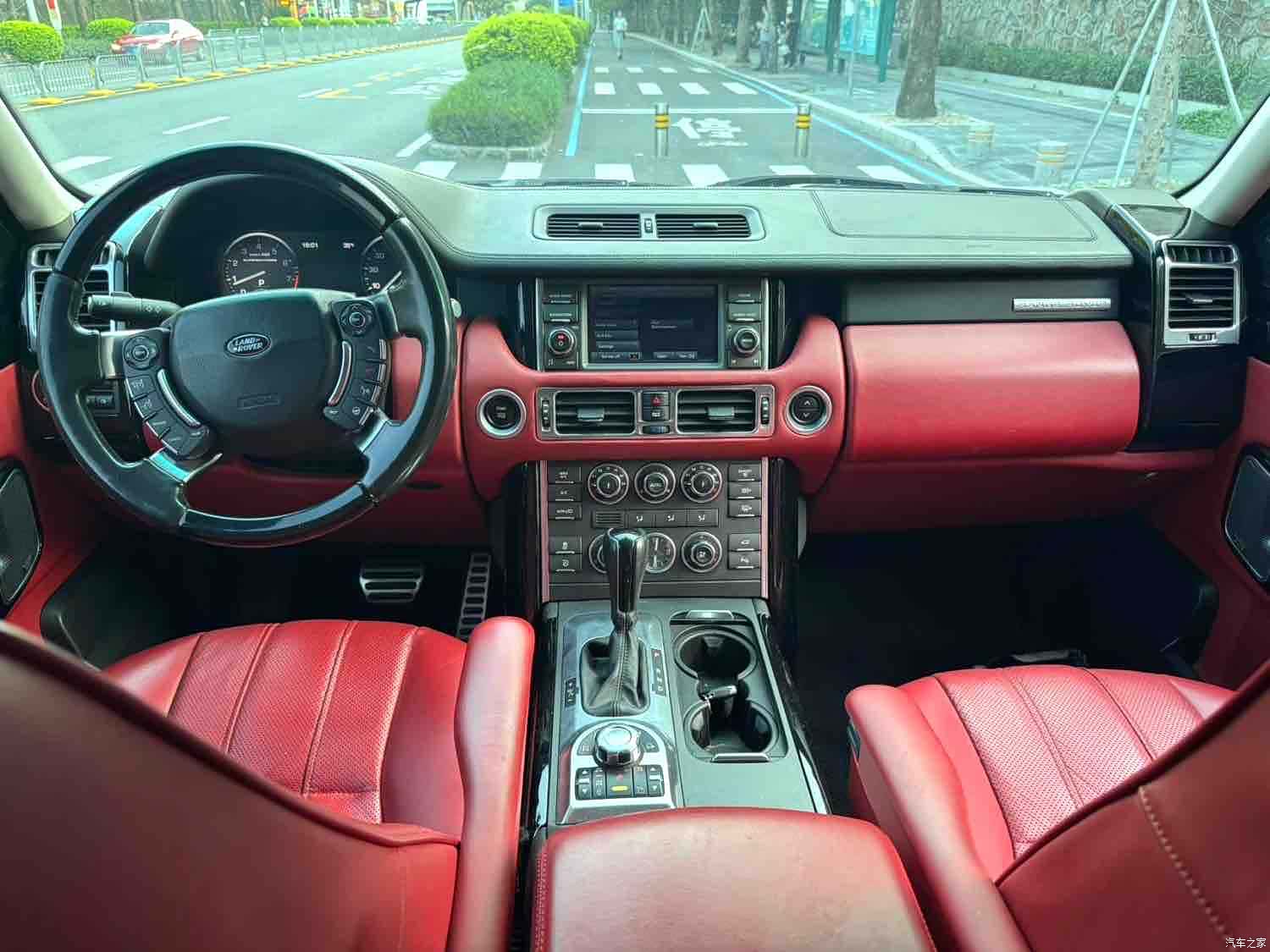Land Rover Range Rover, 2011 8