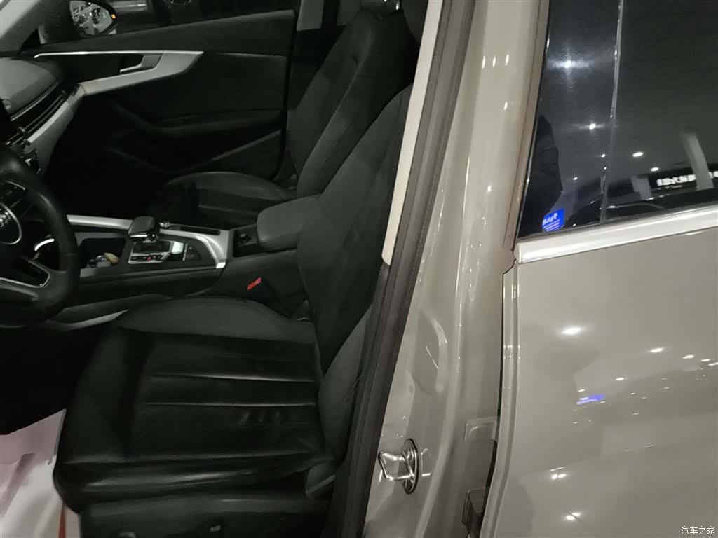 Audi A4, 2022 11