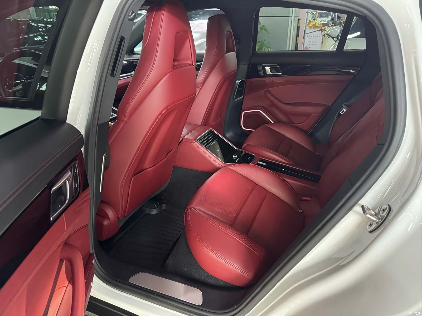 Porsche Panamera, 2022 8