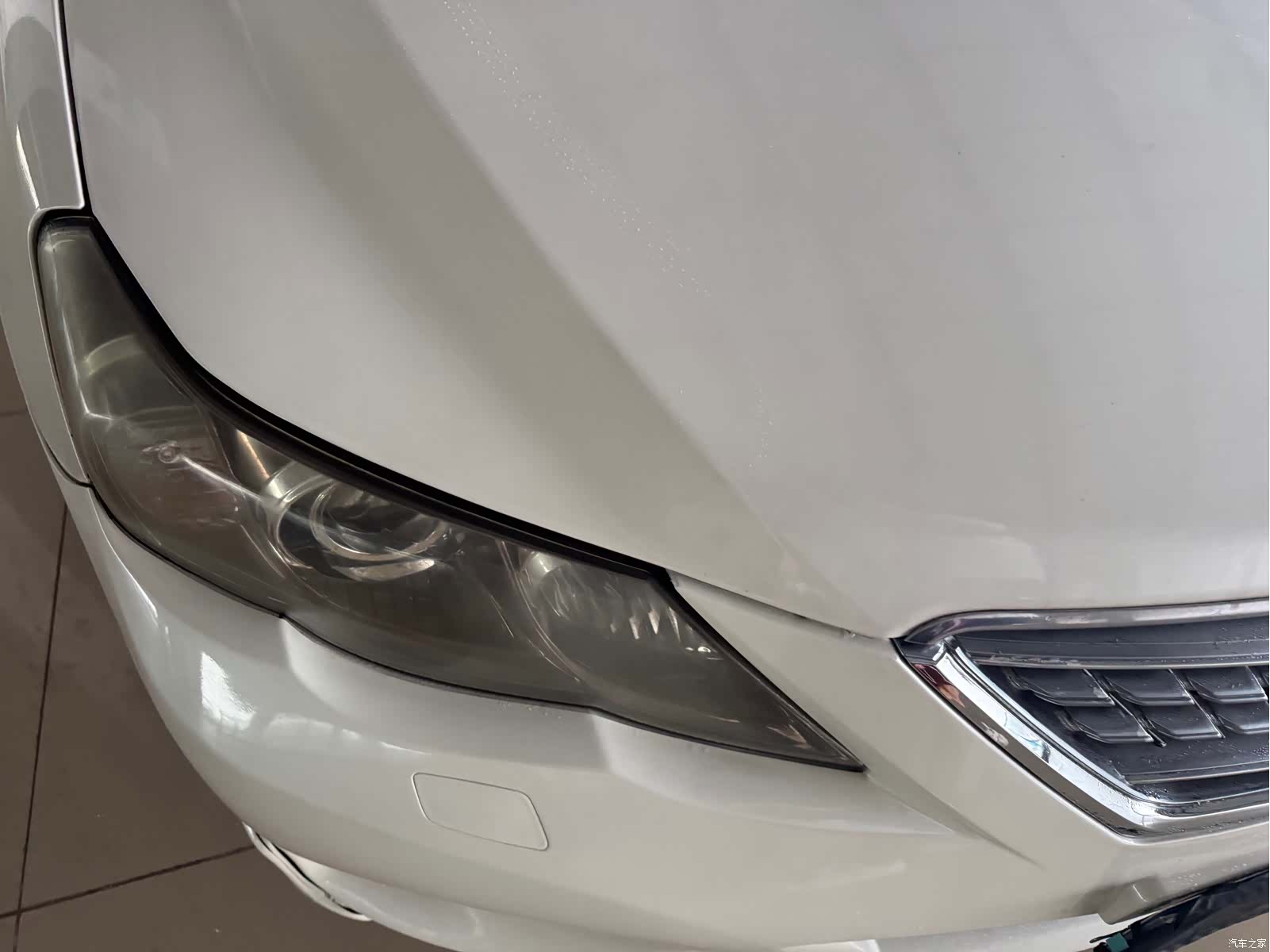 Toyota 2.5V, 2012 14