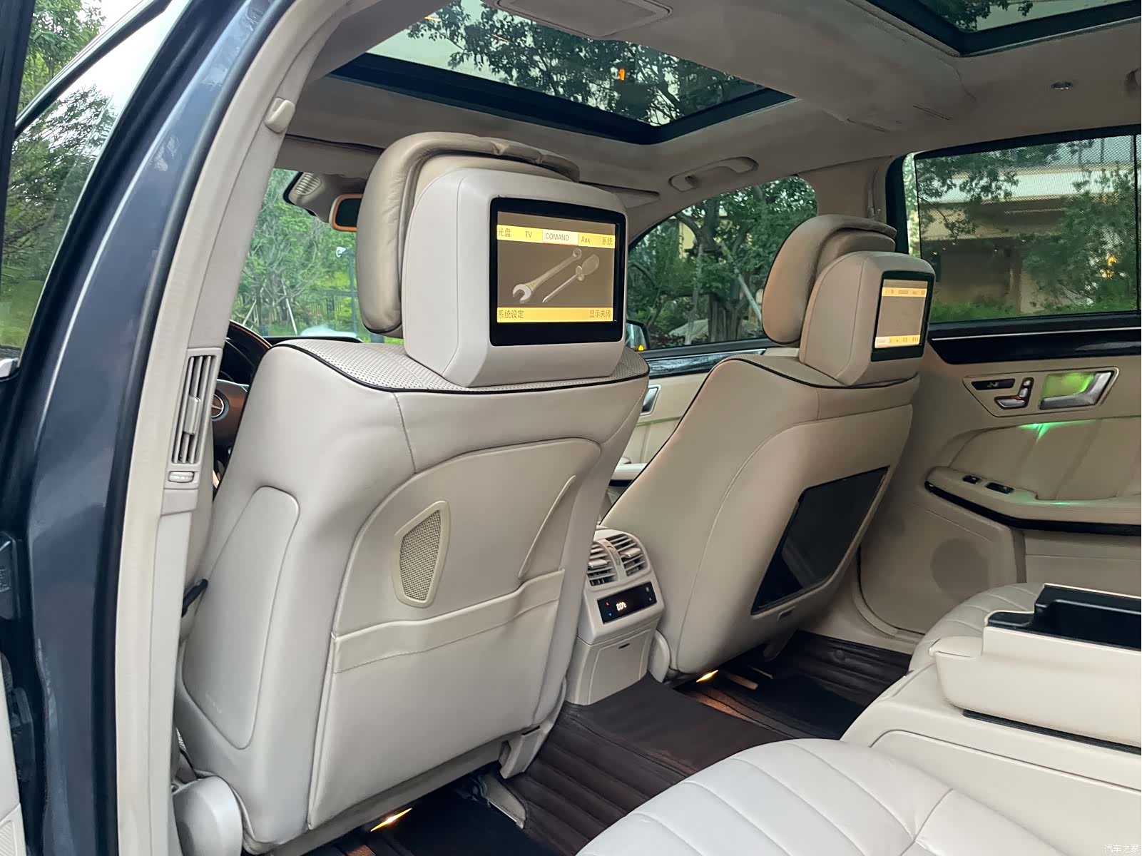 Mercedes-Benz E-Class, 2013 9