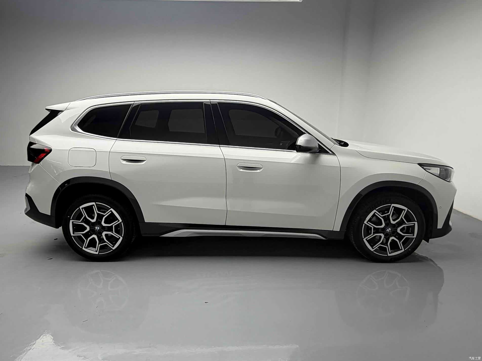 BMW X1, 2024 11