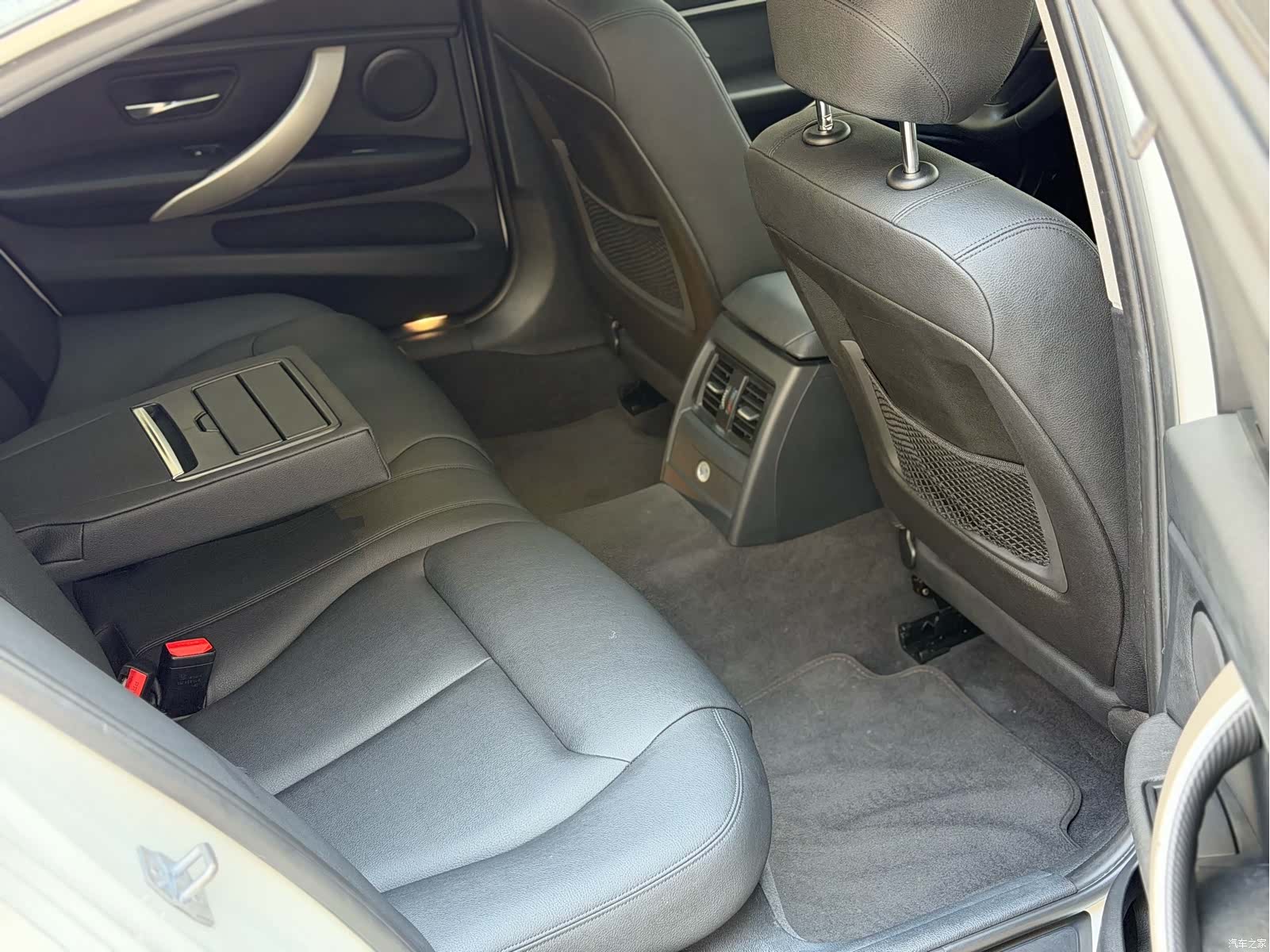 BMW 3 Series, 2014 9