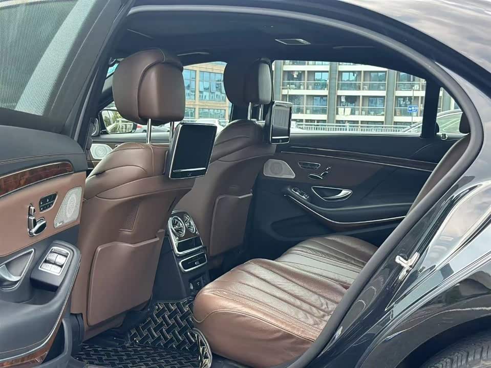 Mercedes-Benz S-class Mercedes-Benz S-class
