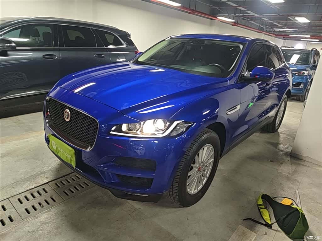 Jaguar F-PACE, 2018 2