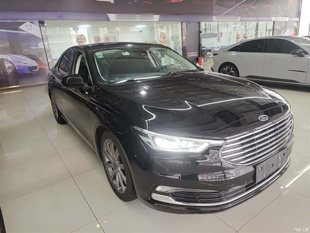 Ford Taurus, 2021 4