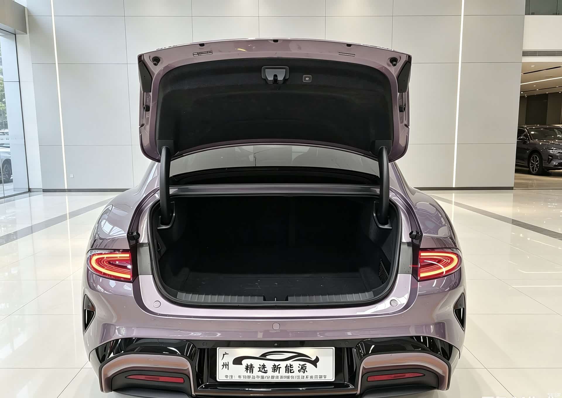 Xiaomi SU7, 2025 18