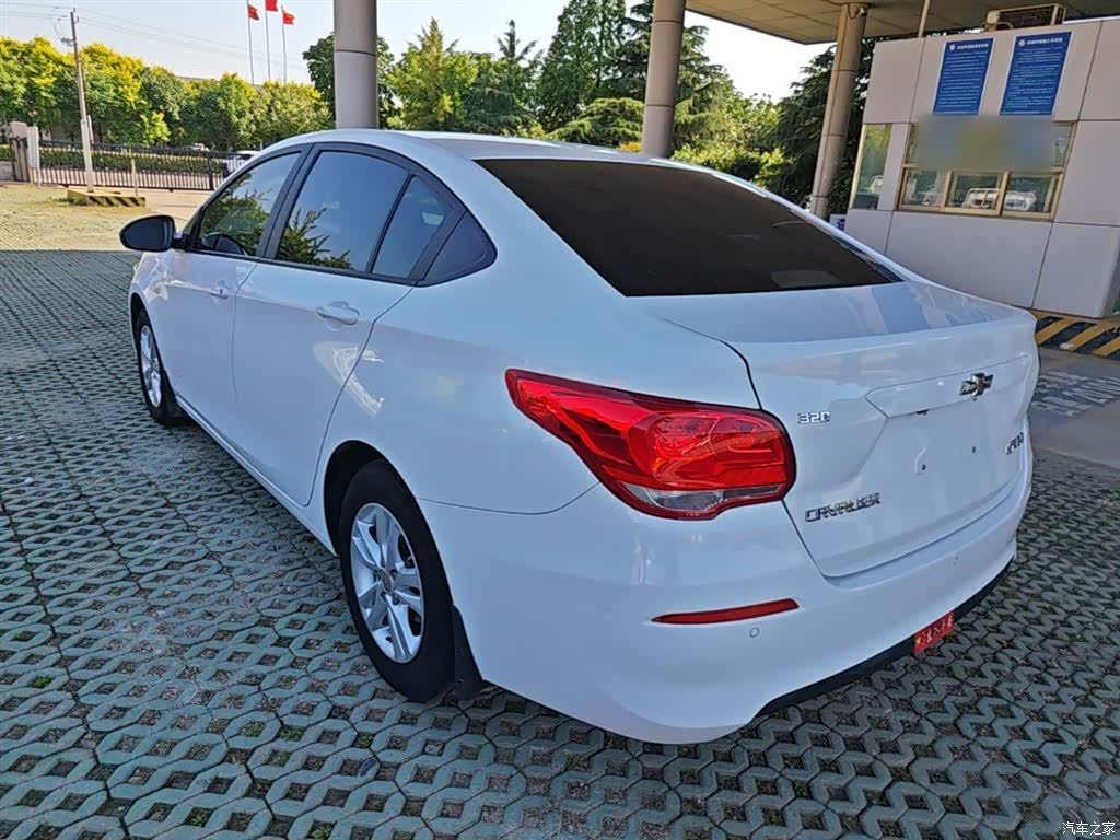 Chevrolet 320, 2018 все фото
