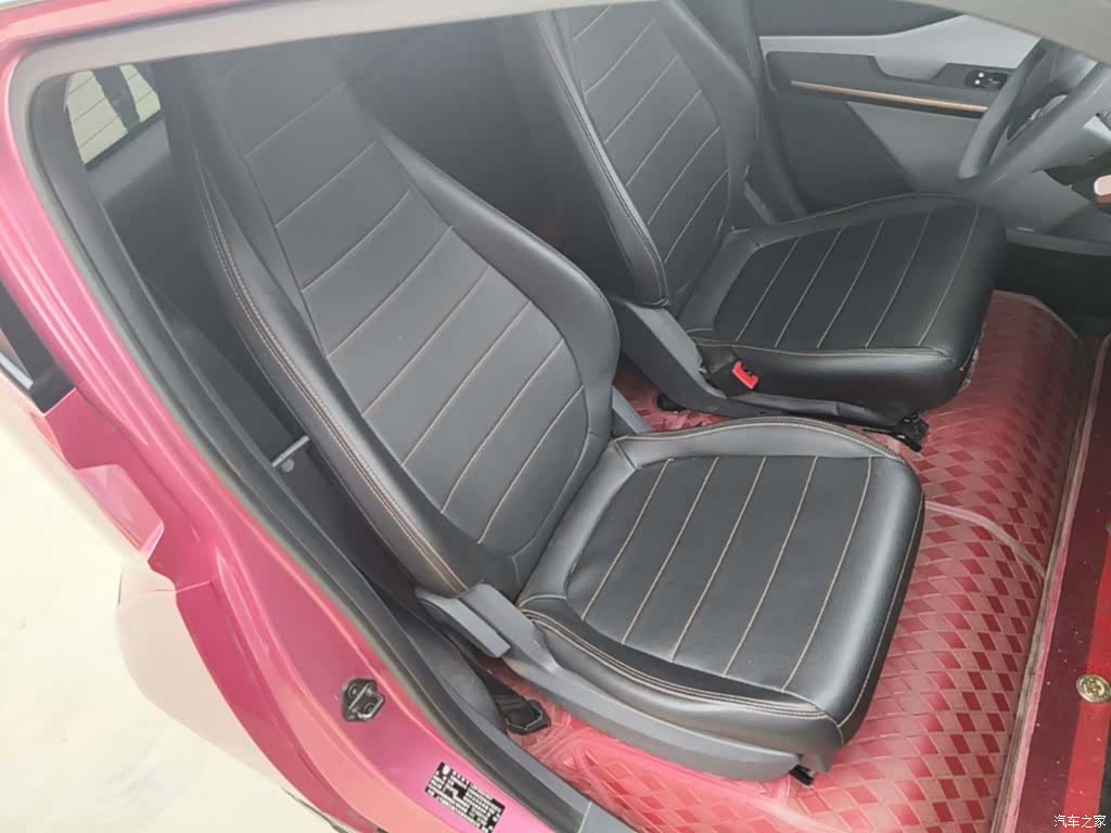 Wuling E200, 2020 25