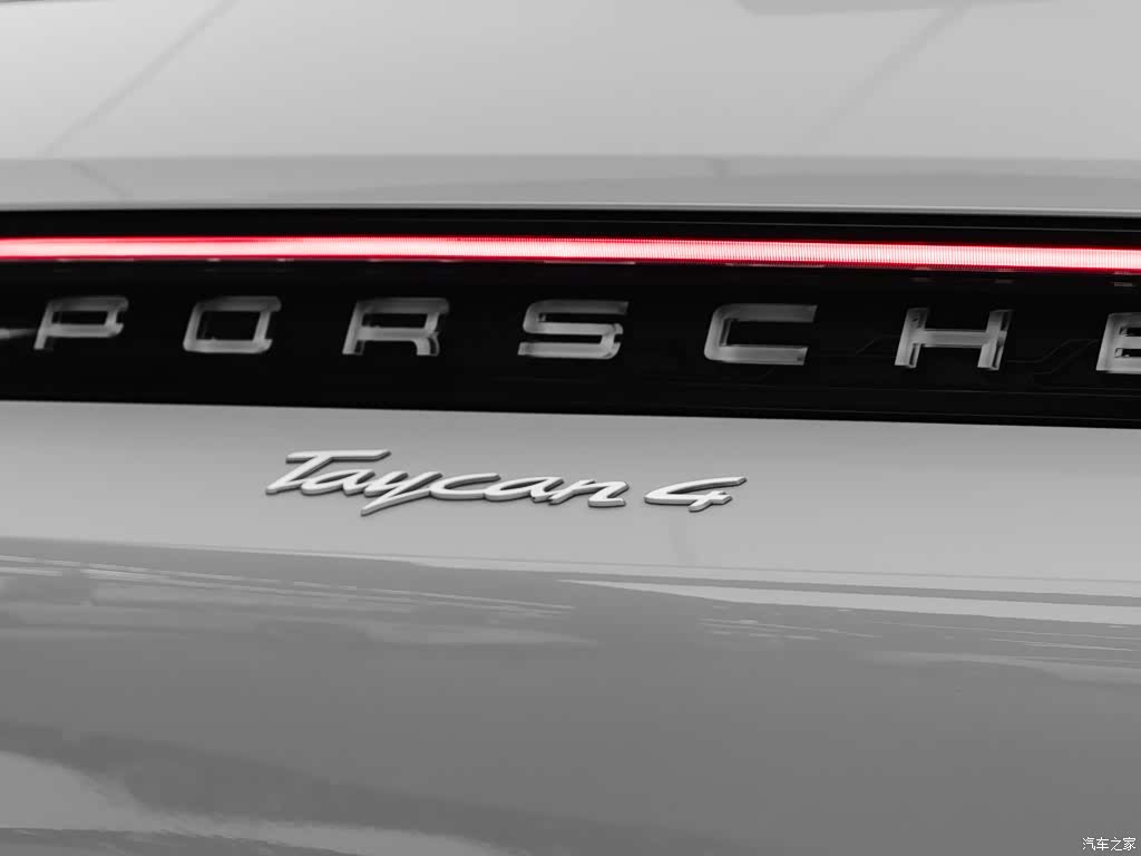 Porsche Taycan, 2023 13