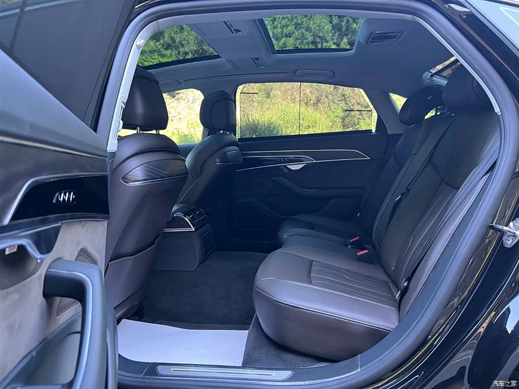 Audi A8L, 2020 15