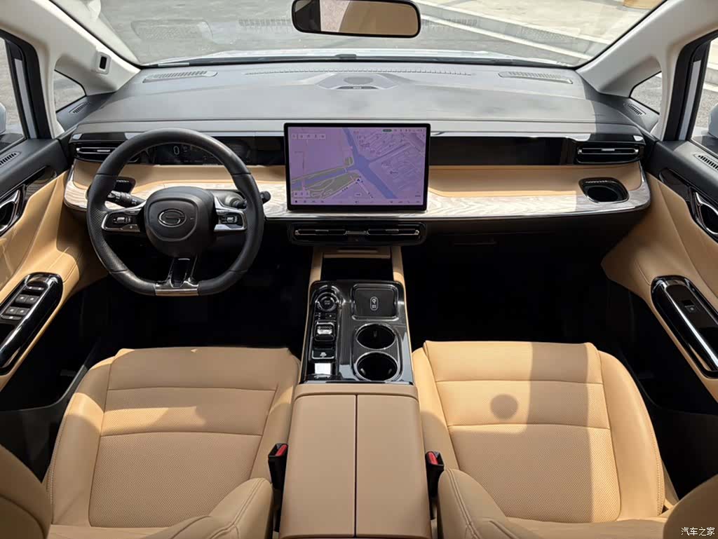 Trumpchi E8, 2024 13