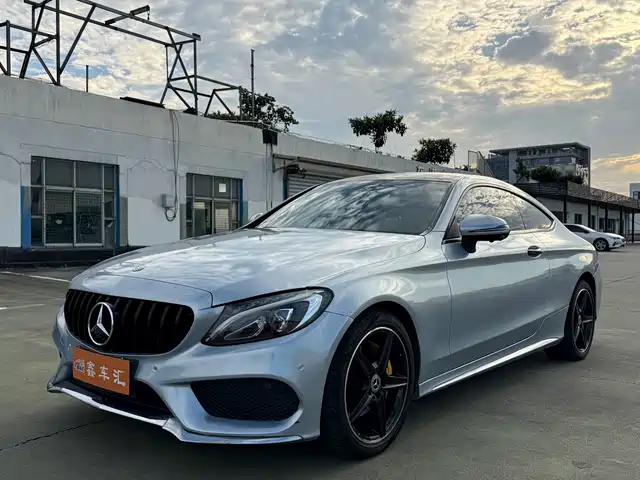 Mercedes-Benz C-Class 2018 — купить из Китая под заказ