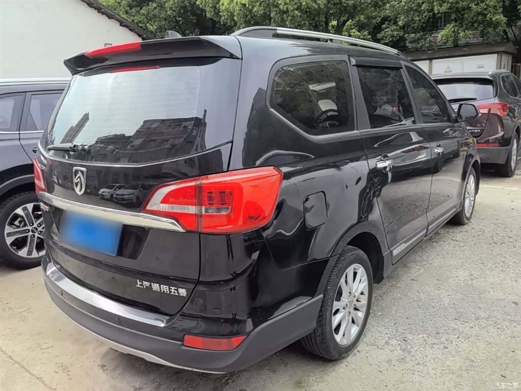 Wuling 730, 2018 7